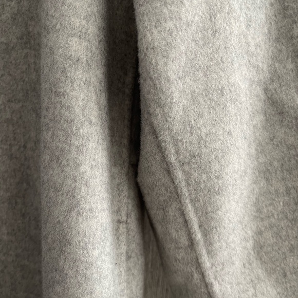 Brand new MASSIMO DUTTI Oversized Wool Coat size Medium - Picture 7 of 10